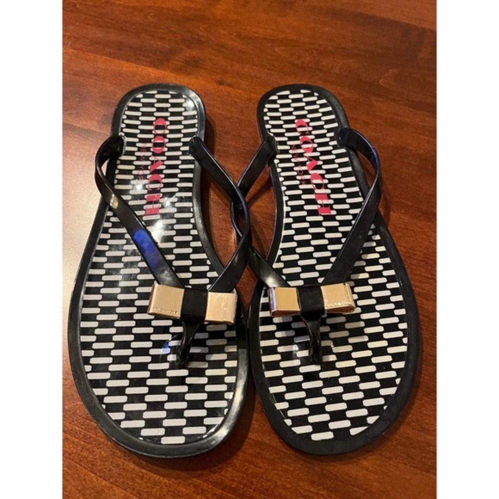 Gorgeous pink and black Coach Sandals Size 6